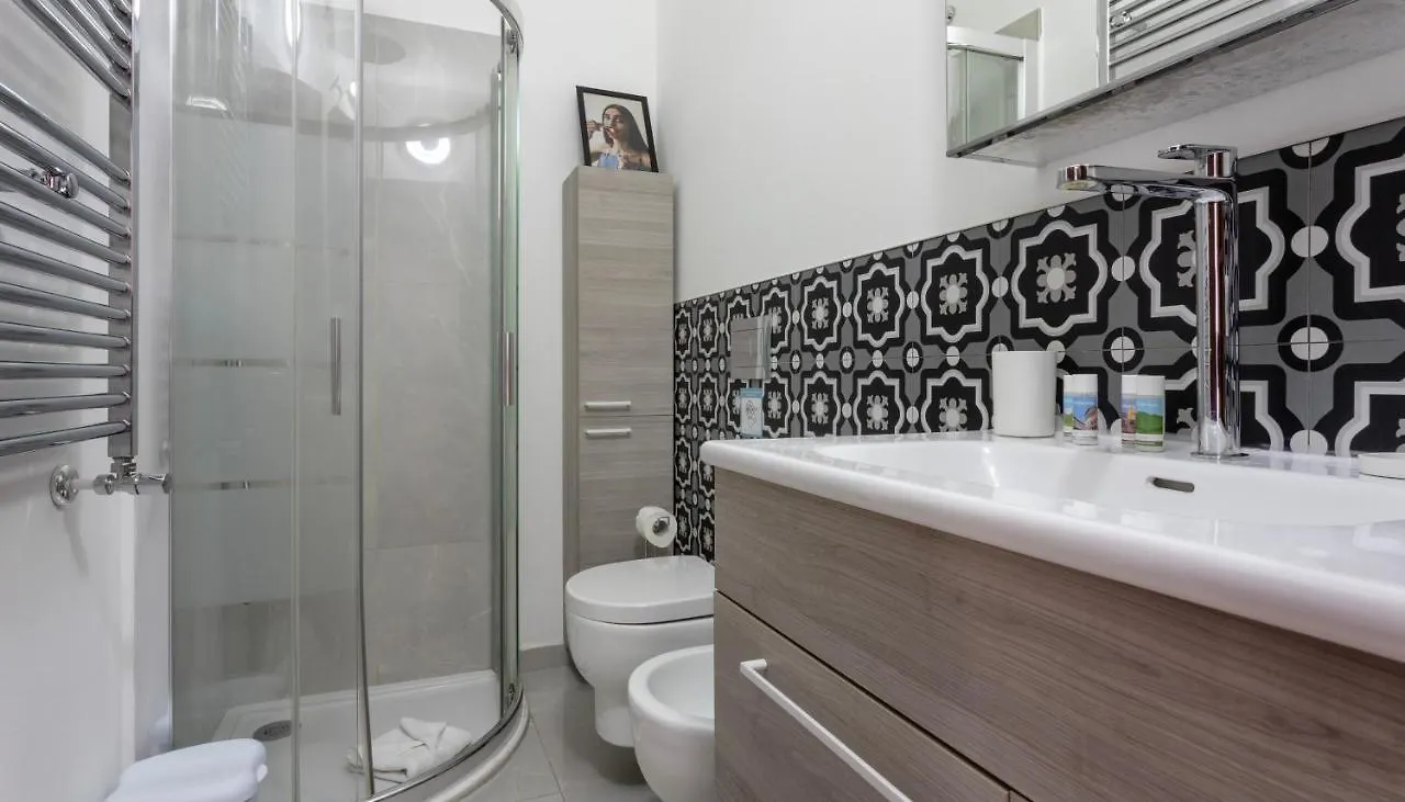 Italianway - Abruzzi 19 Apartamento Milão 0*,